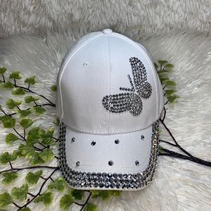 Woman White butterfly hat🤍